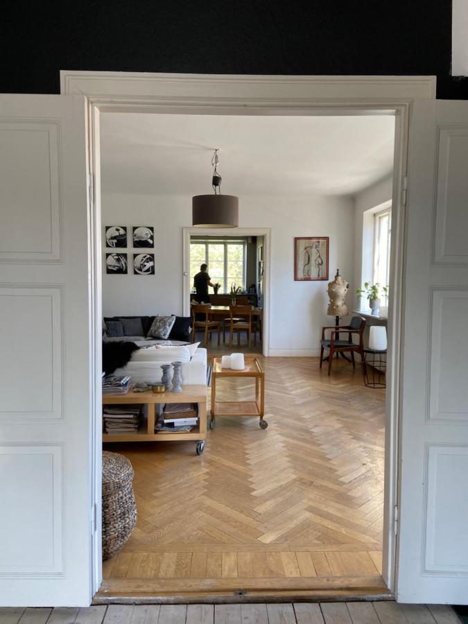Our House Bed & Breakfast Истад Екстериор снимка