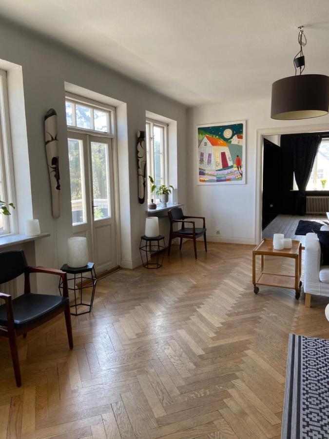 Our House Bed & Breakfast Истад Екстериор снимка