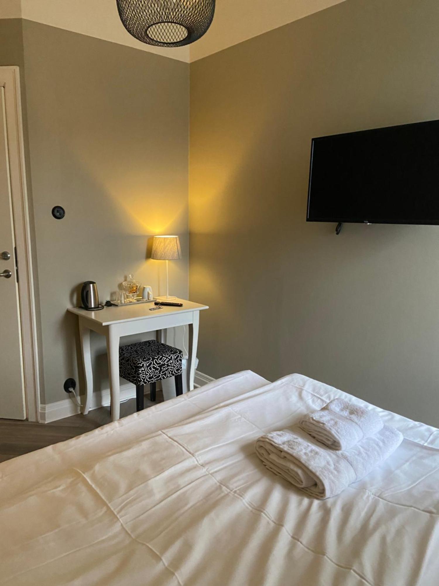 Our House Bed & Breakfast Истад Екстериор снимка