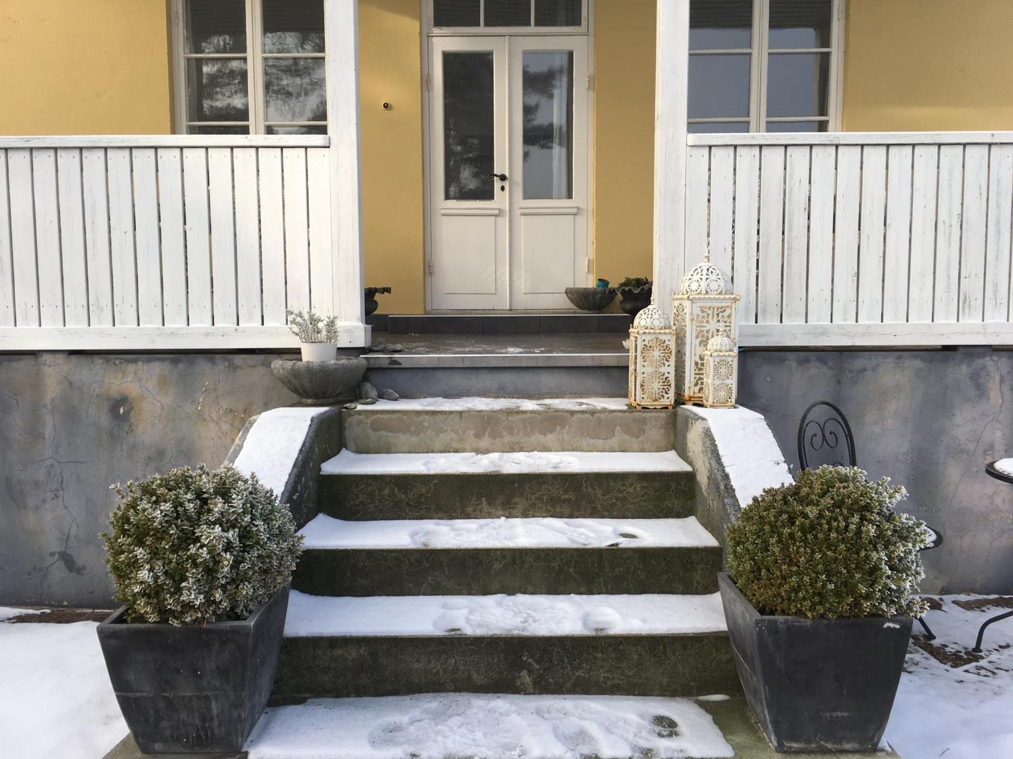 Our House Bed & Breakfast Истад Екстериор снимка